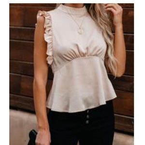 Vici Collection | SkyLar Rose Ruffle Blouse (NWOT)